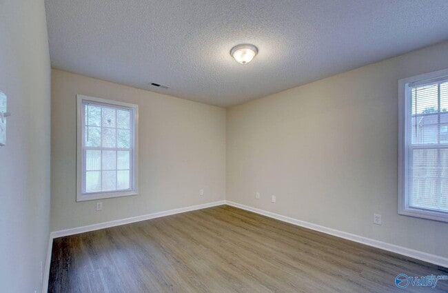 Building Photo - 120 Railroad Ridge Rd