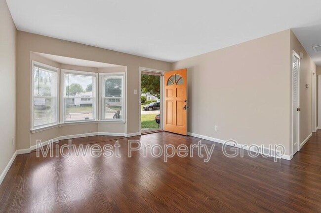 Primary Photo - 10515 Prestwick Dr