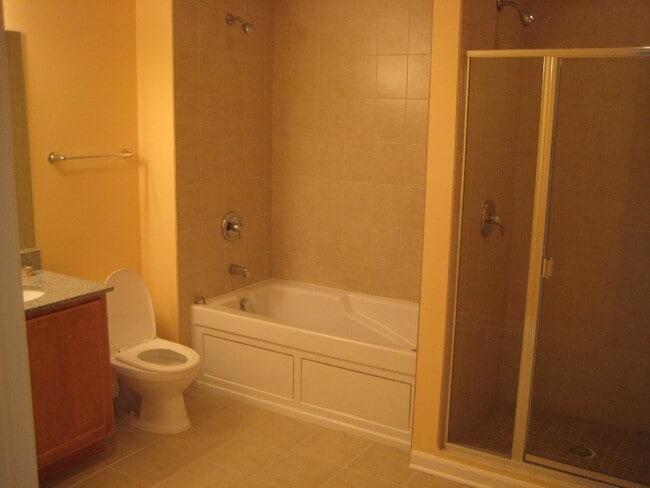 Building Photo - 1723 Wildberry Dr