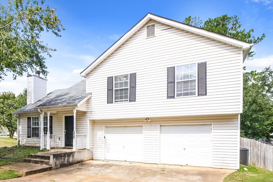 Building Photo - 209 Brandon Ridge Cir