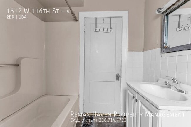 Building Photo - 1512 W 116th St