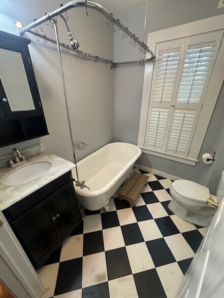 Bathroom - 53 Everett St