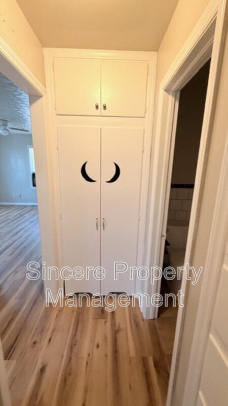 Building Photo - 2904 S Portland Ave