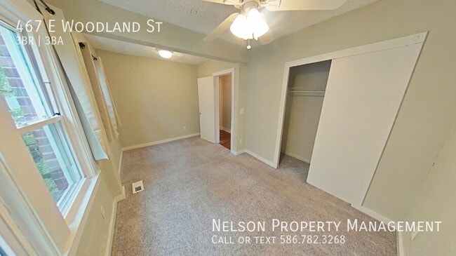 Building Photo - 467 E Woodland St