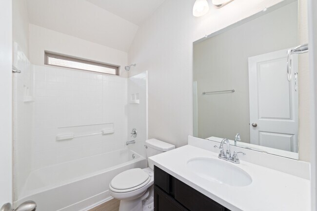 Building Photo - 20231 Moonlight Falls Ct