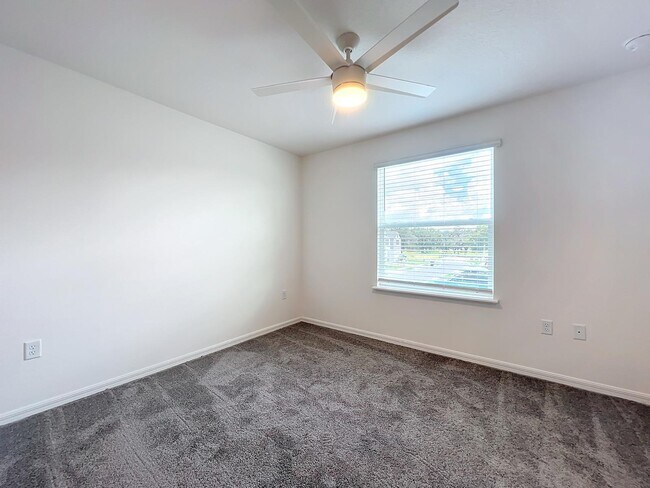 Building Photo - 3886 Academia Ave