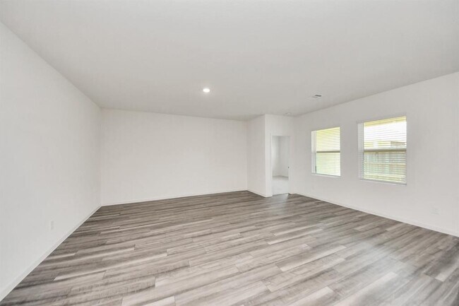 Building Photo - 10307 Costa Ter Dr