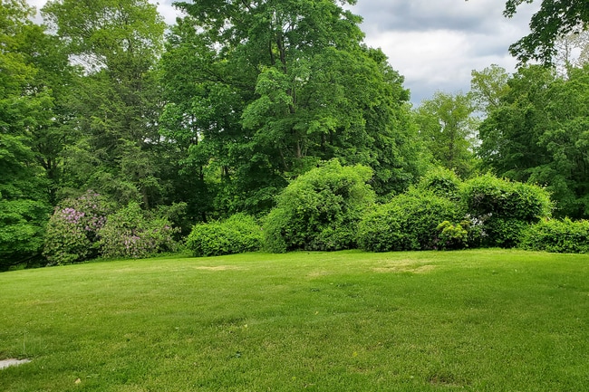 Building Photo - 148 Old Mill Rd