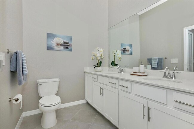 Building Photo - 12550 Galapagos Ct