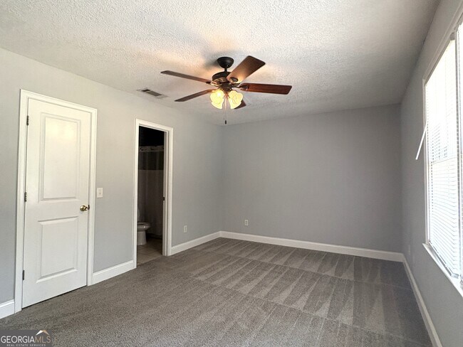 Building Photo - 206 Palmetto St