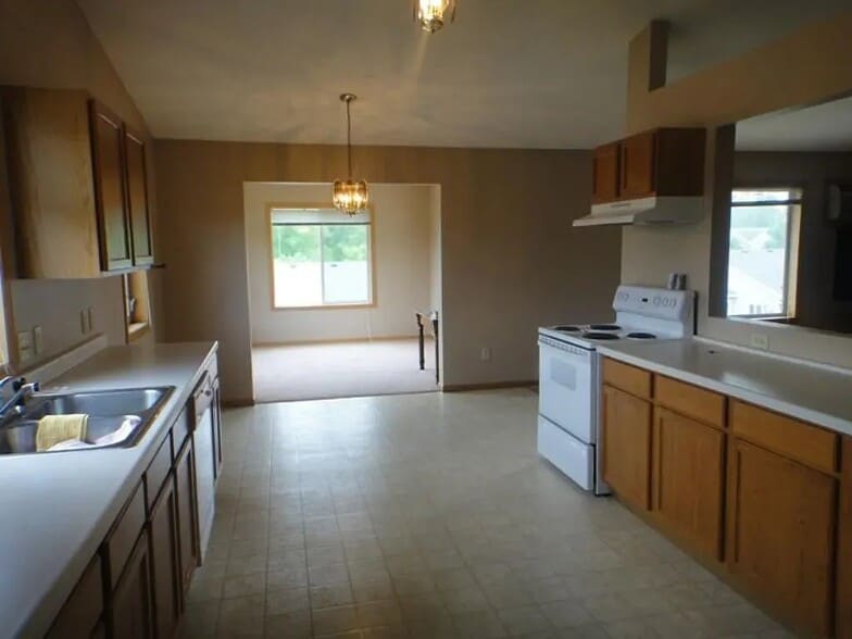 Building Photo - 829 Reed Ave