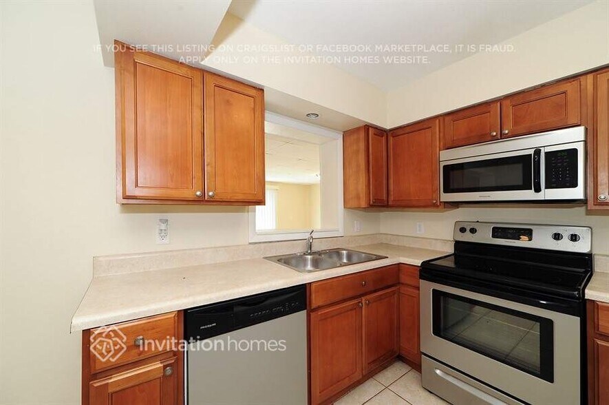 Building Photo - 607 Briarcliff Dr