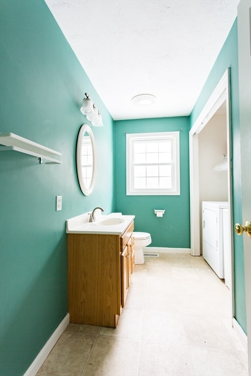 Building Photo - 270 New Braintree Rd