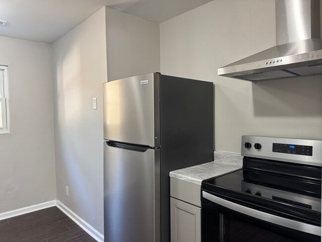 Building Photo - Cozy rural home