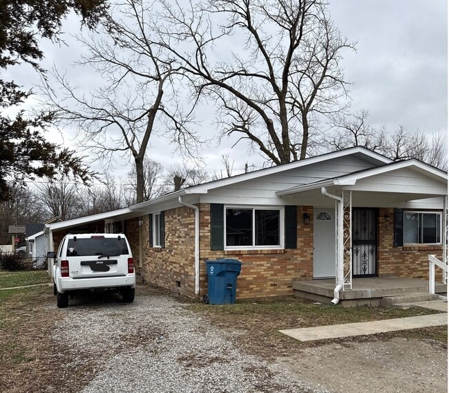 Building Photo - 5331 Oliver Ave