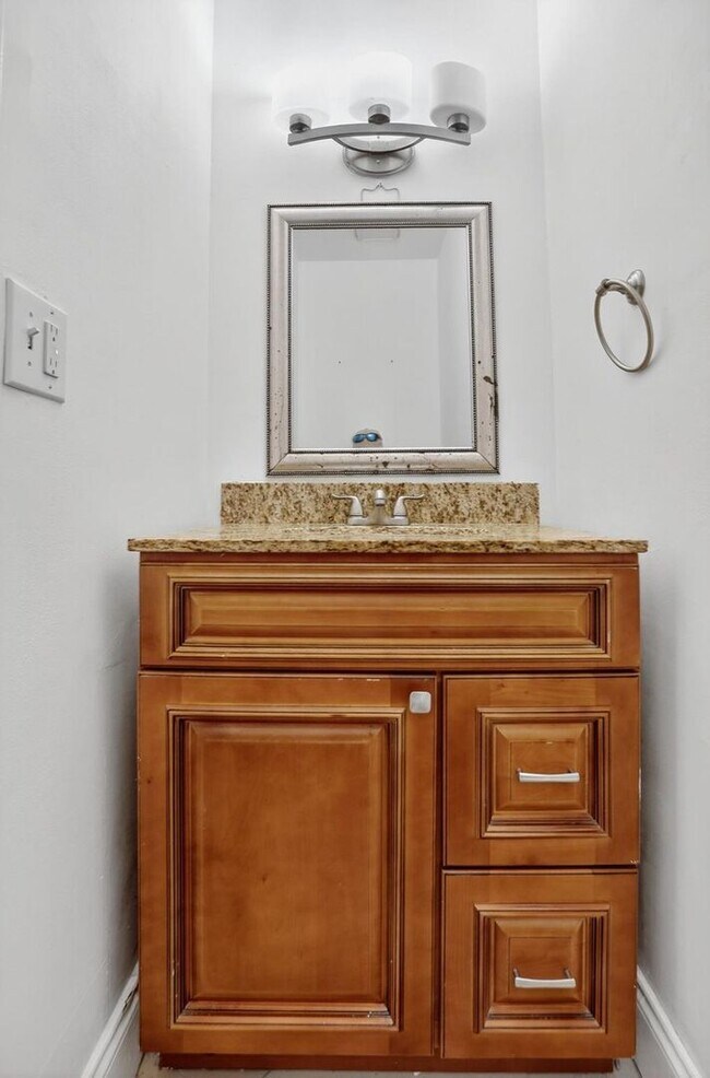 Building Photo - 3037 NW 48th Ave