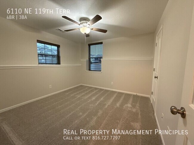 Building Photo - 6110 NE 119th Terrace