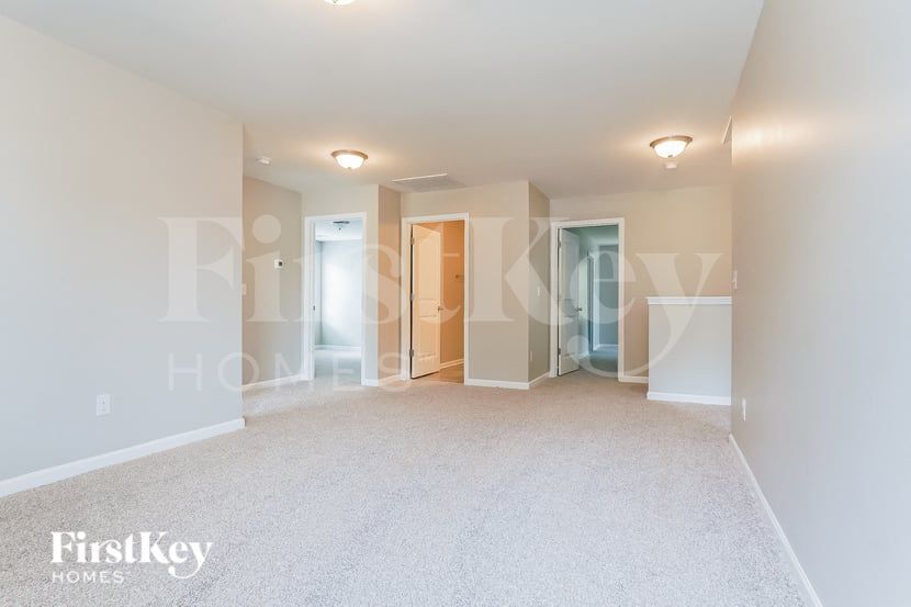 Building Photo - 244 Polo Field Way