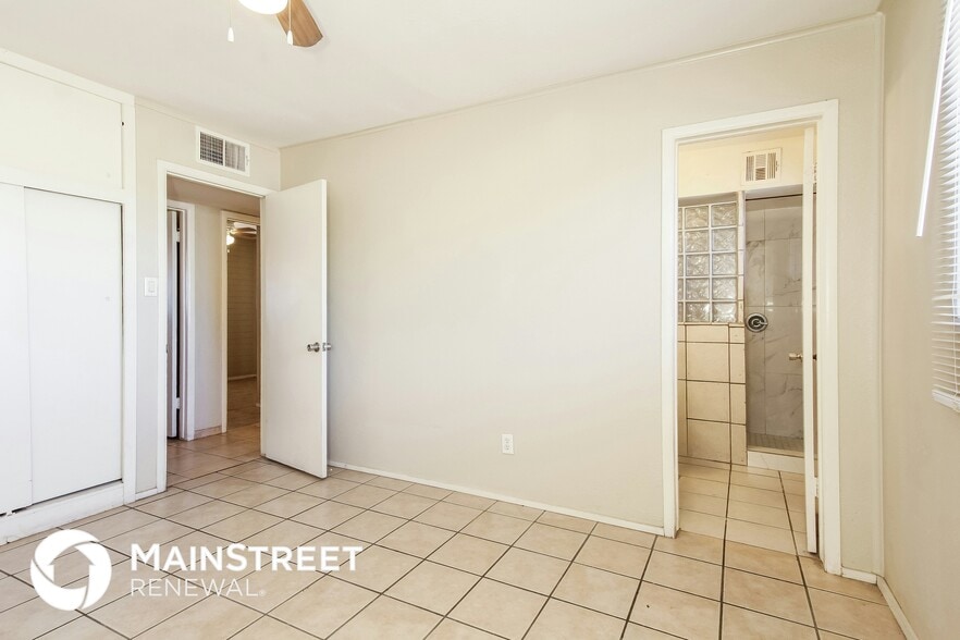 Building Photo - 4436 N 47th Ave