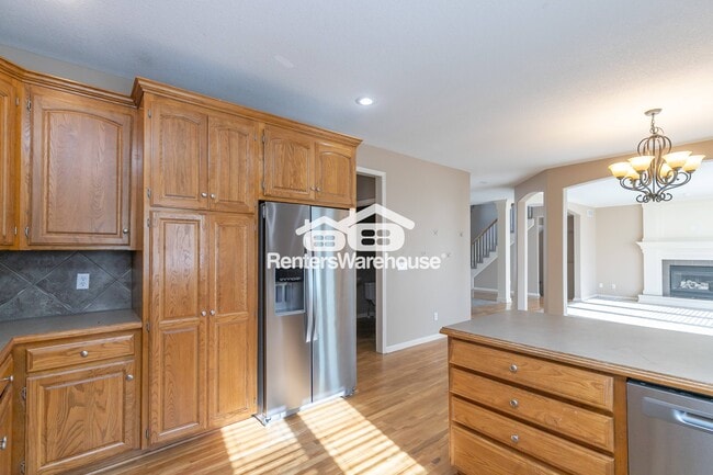 Building Photo - 5701 NE Hidden Meadow Dr