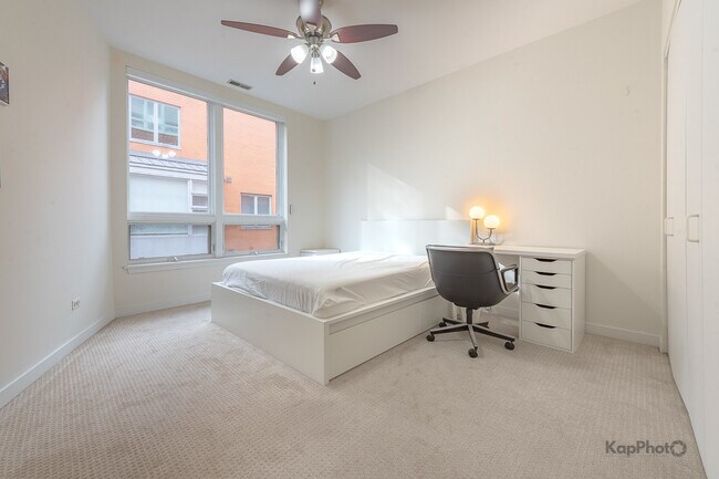 Building Photo - 1151 W Washington Blvd