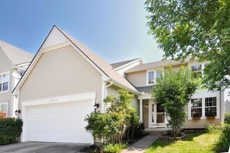 Building Photo - 3240 Dunwoodie Rd