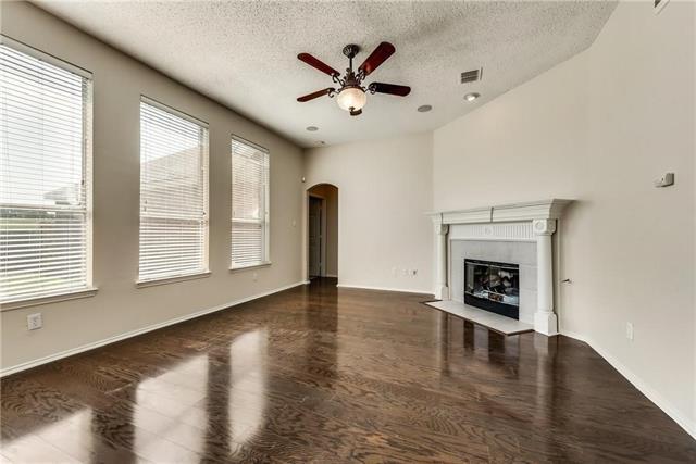 Building Photo - 6204 Autumnwood Dr