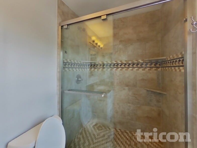 Building Photo - 7340 Windy Peak Dr