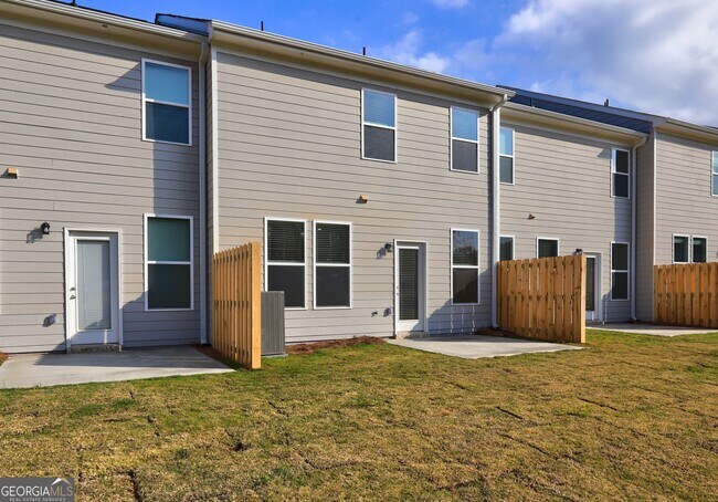 Building Photo - 479 Payne Dr