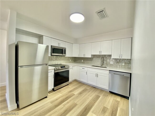 Building Photo - 11291 Linda Loma Dr
