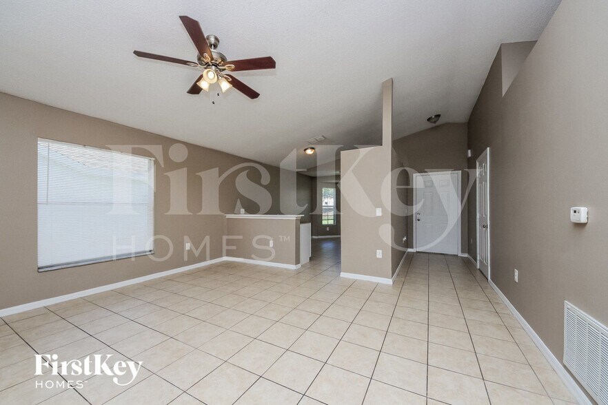 Building Photo - 7560 Groveoak Dr