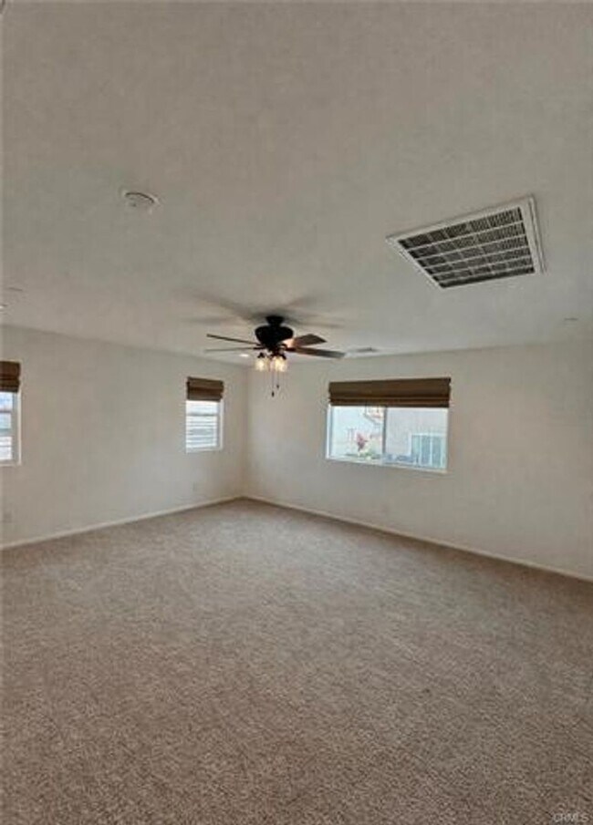 Building Photo - McSweeney Farms new-home