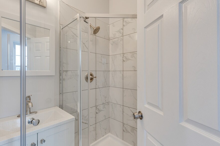 Building Photo - 1713 W Berks St