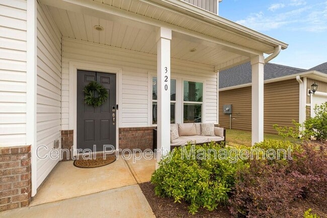 Building Photo - 320 Lavinia Cir