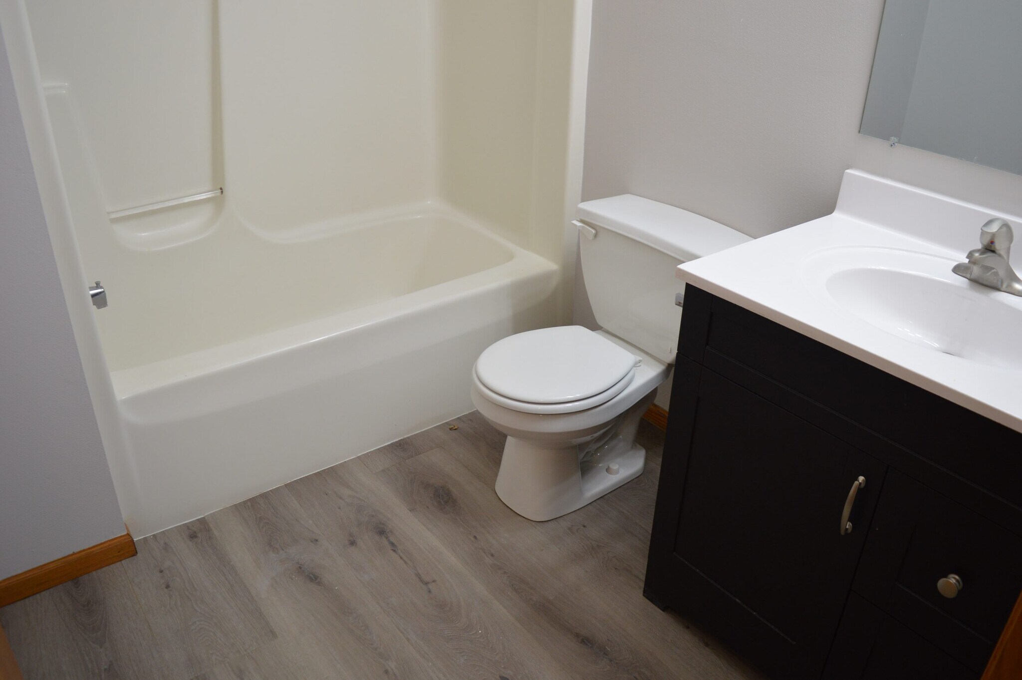 Building Photo - 391 Country Clover Dr