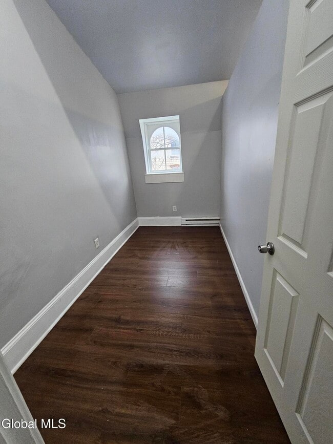 Building Photo - 119 Grand St