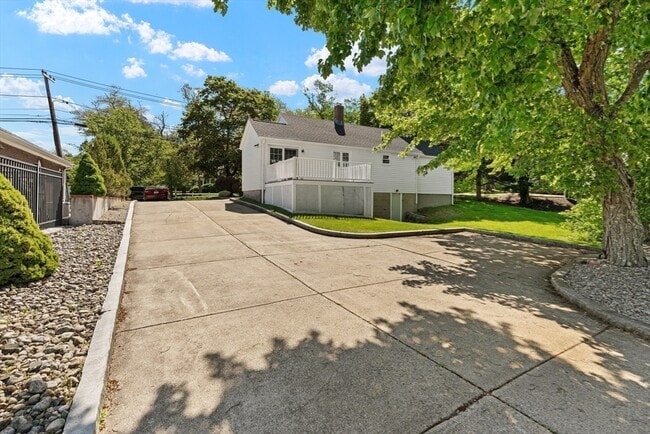 Building Photo - 1251 Randolph Ave