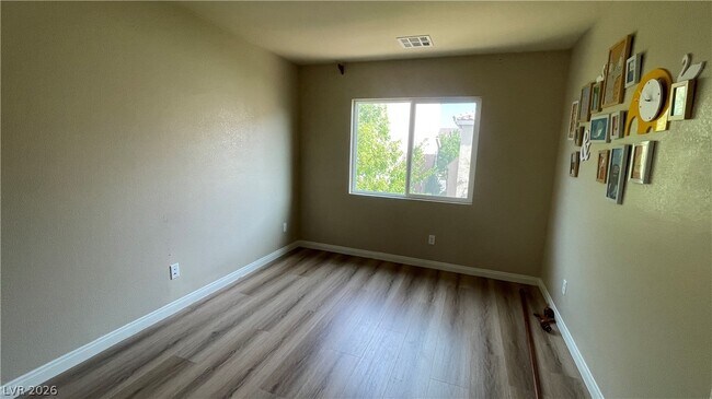 Building Photo - 6384 Stag Hollow Ct