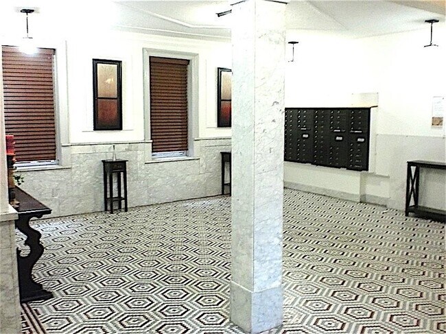 Building Photo - 6045 JFK Blvd E