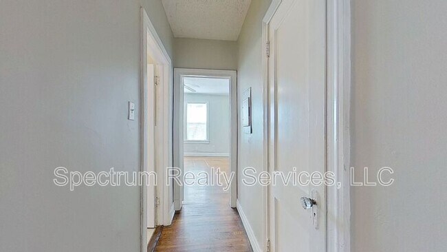Building Photo - 938 Cordova Pl