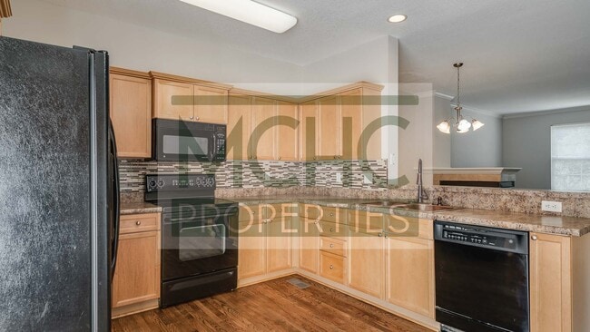 Building Photo - 7707 W 158th Terrace