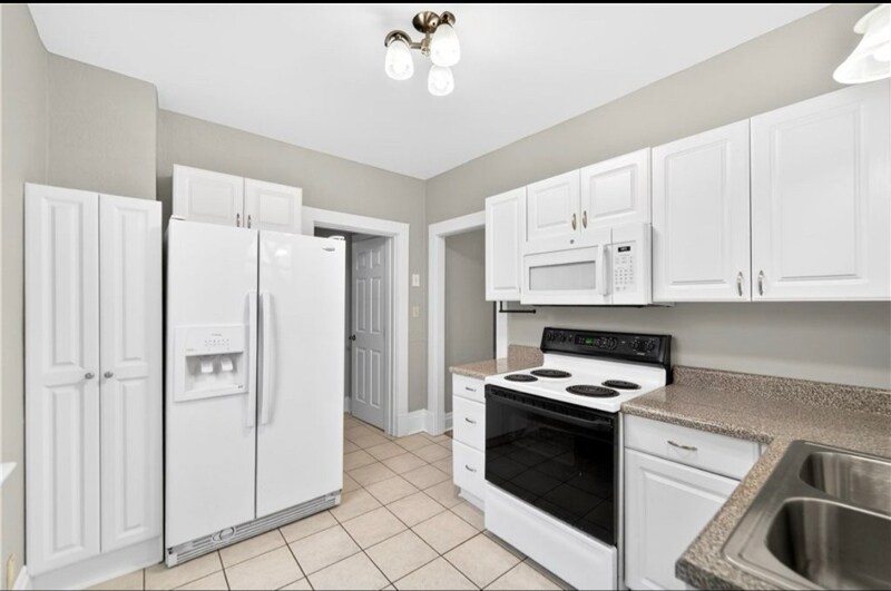 Building Photo - 120 Bronx Ave