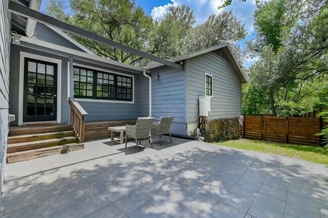 Building Photo - 3321 Windsor Rd