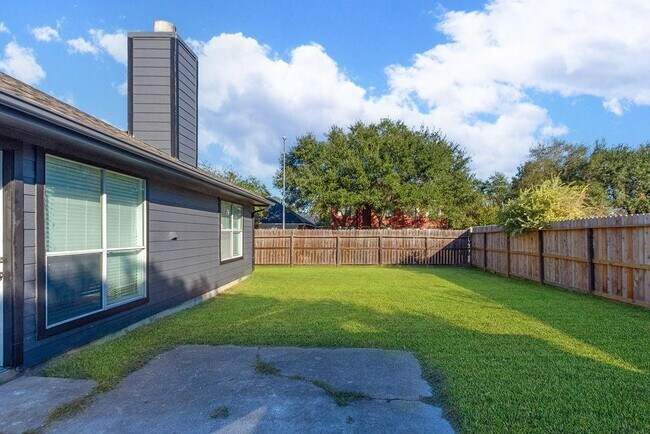 Building Photo - 3718 Brighton Ln