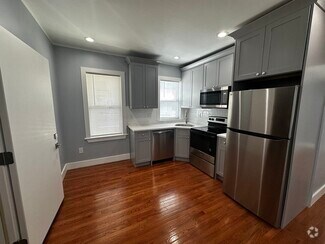 Building Photo - 832 Montello St