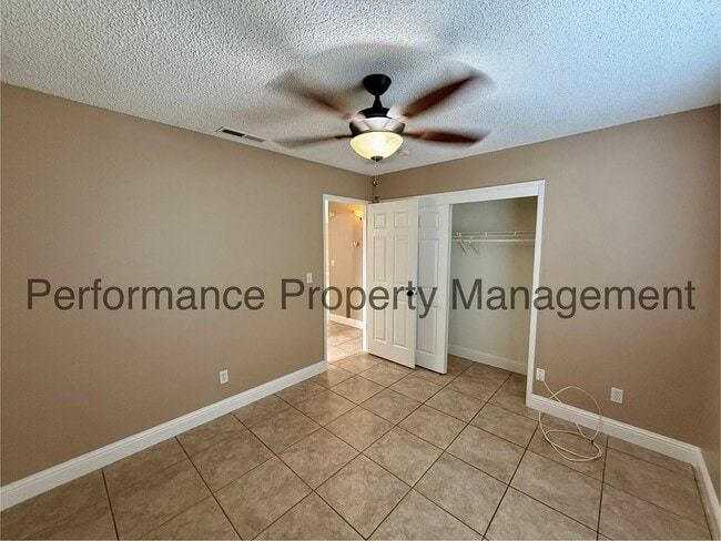 Building Photo - Beautiful 3 Bed/2 Bath Home in Fresno w/ RBP & $0 Deposit Option