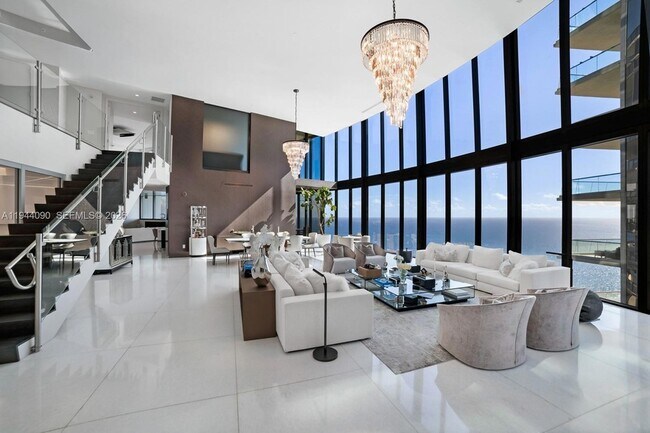 Building Photo - 18555 Collins Ave