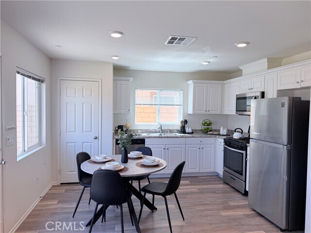 Building Photo - 67451 Rio Rosalia Dr