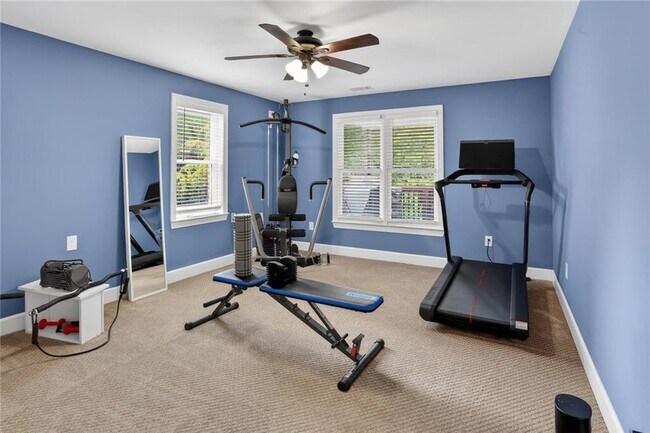 Building Photo - 2502 Regency Lake Dr