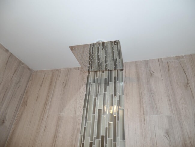 Building Photo - 1239 SW 46th Ave